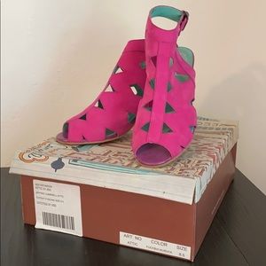 Jeffery Campbell - Fushia Heels 💗